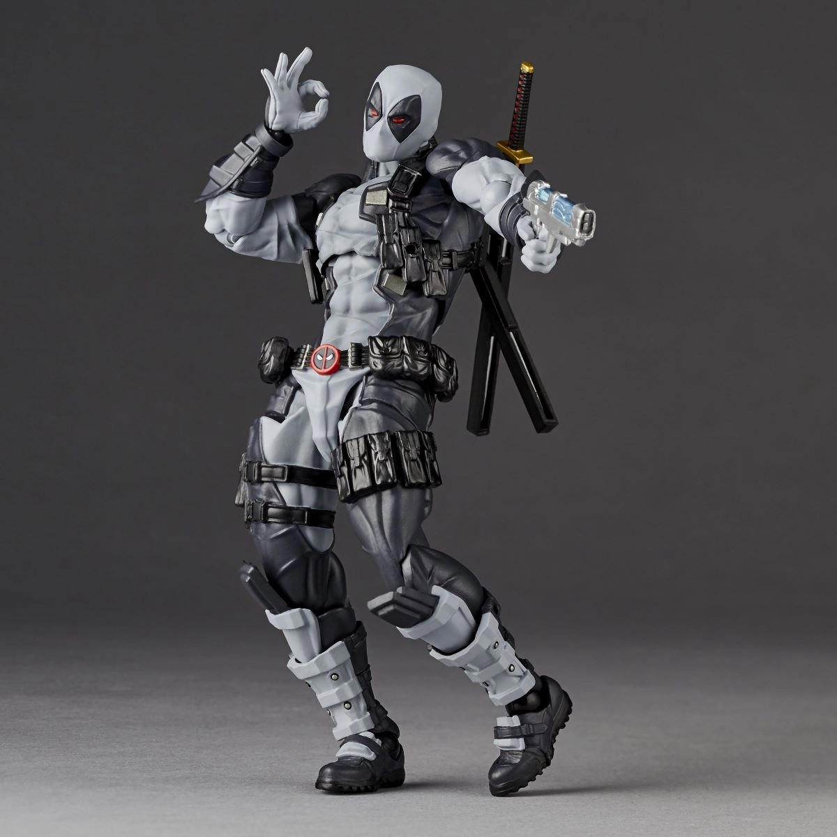 Revoltech Amazing Yamaguchi Deadpool Ver. 2.5 X-FORCE Color Ver. Robot Toy