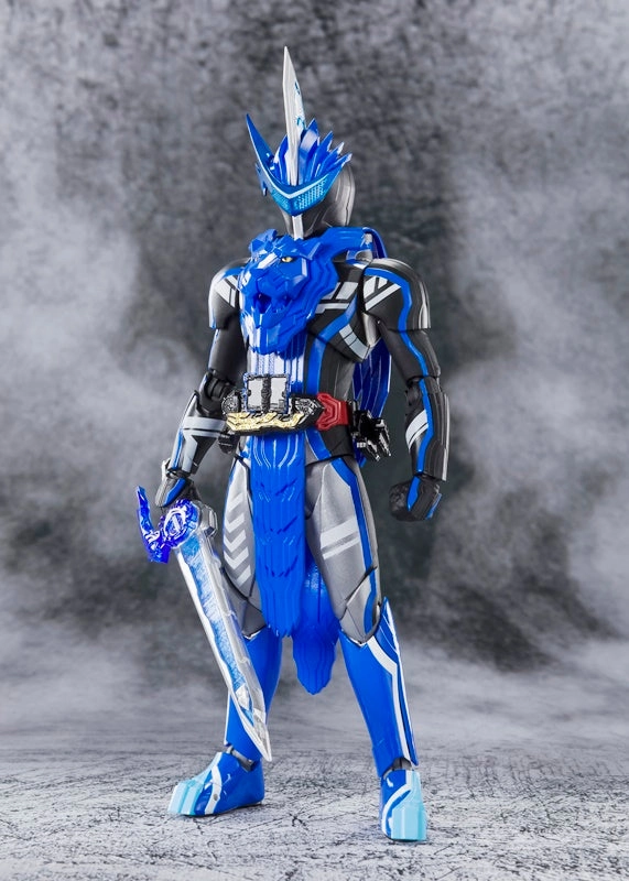 S.H.Figuarts Kamen Rider Blades Lion Senski Collector's Club